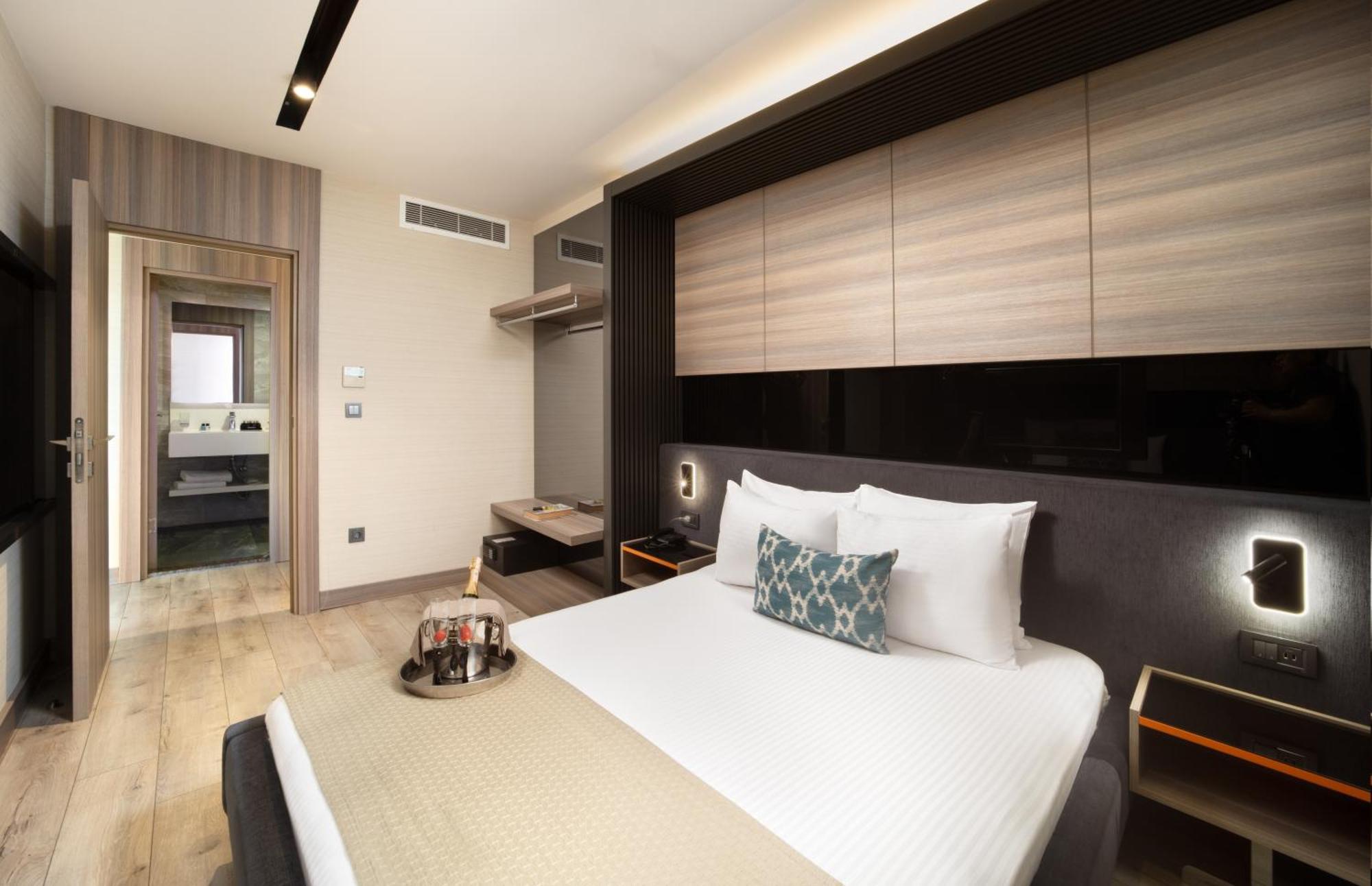 Nish Palace Exlusive Suites Istanbul Bagian luar foto